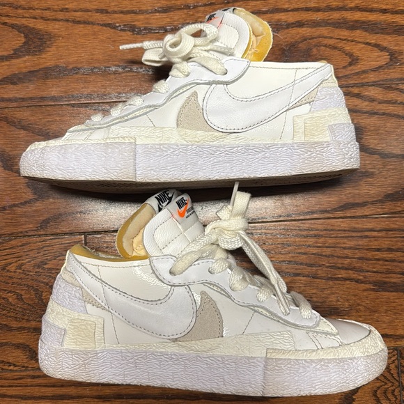Nike Blazer lows
Sacai collab - Picture 2 of 3